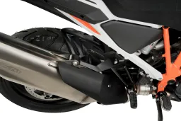 Rear Fenders