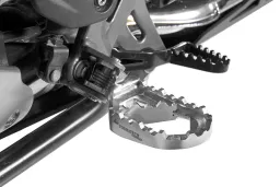 "Works" low touring footrests for BMW R1300GS/Adventure, R1250GS/Adventure, R1200GS (LC)/Adventure (LC), F900GS/Adventure, F850GS/Adventure, F800GS (2024-), F750GS